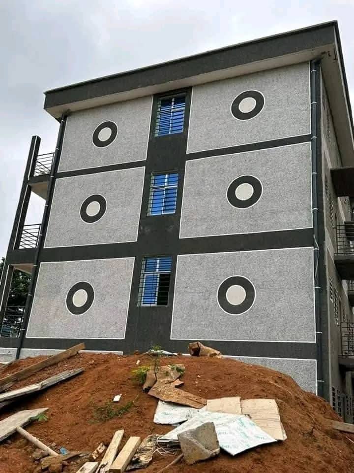 Revêtement façade extérieure en granulés décoratifs